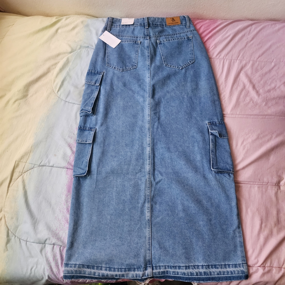 Denim Flying Angel Cargo Front Slit Design Skirt Size 5/27 - Picture 8 of 8